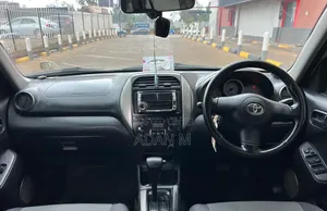 Toyota RAV4 2005 Gold