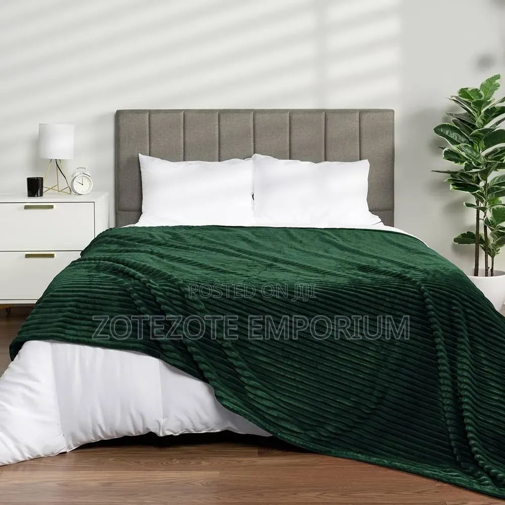 Soft Fleece Throw Blanket