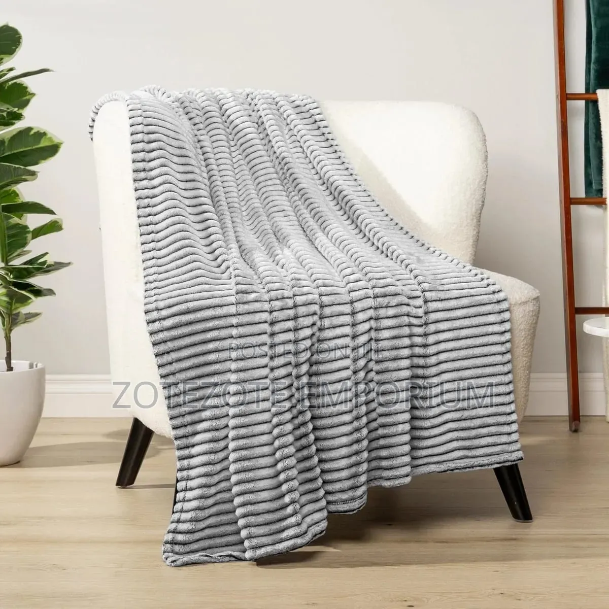 Soft Fleece Throw Blanket