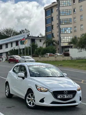 Mazda Demio 2018 White
