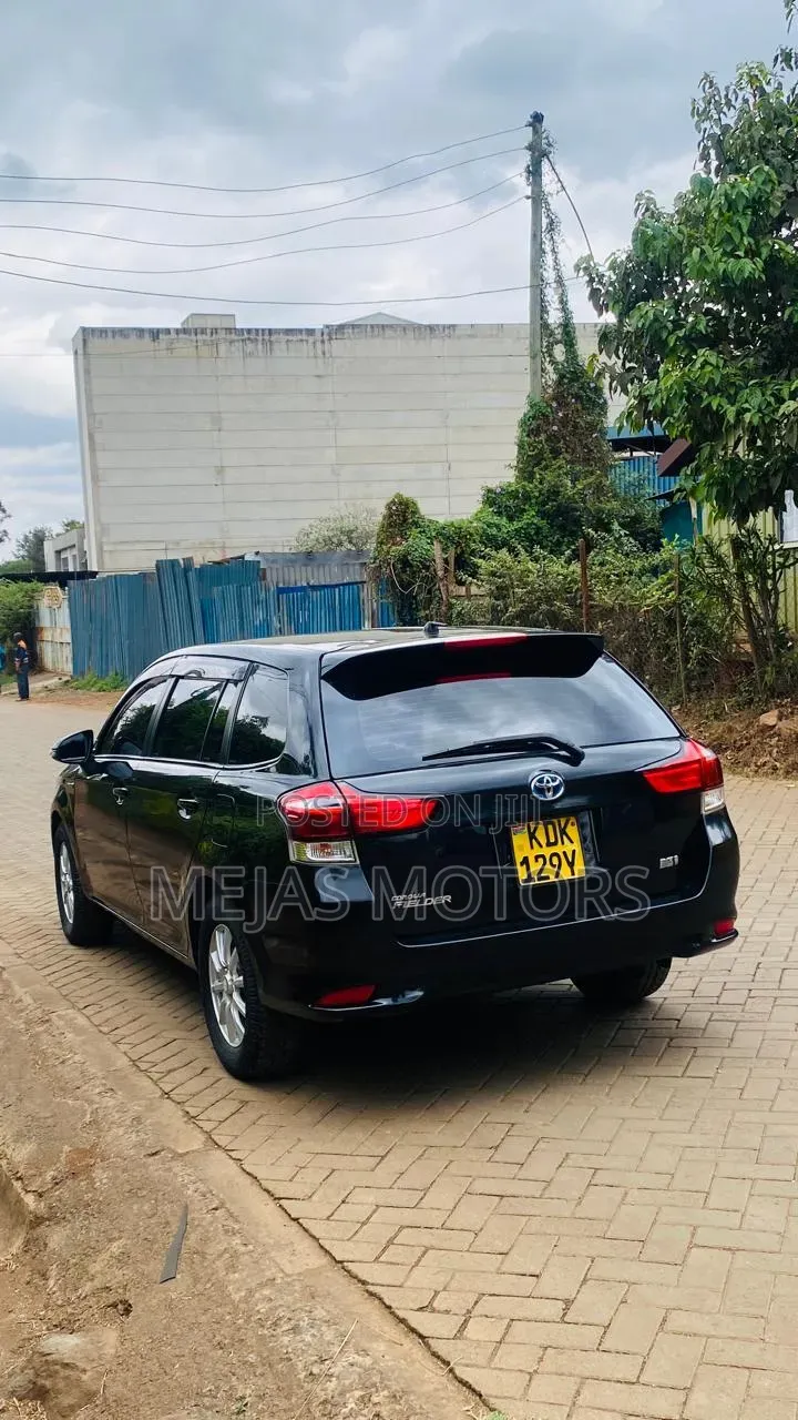 Toyota Corolla Fielder 2015 Black