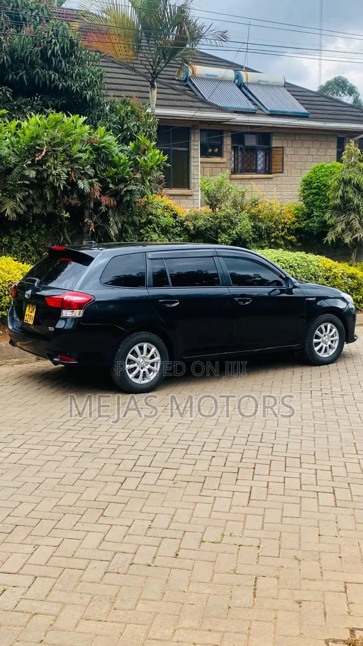 Toyota Corolla Fielder 2015 Black