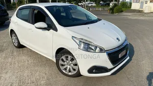 Peugeot 208 2020 White