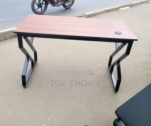 Modern Office Desk - thumbnail 2