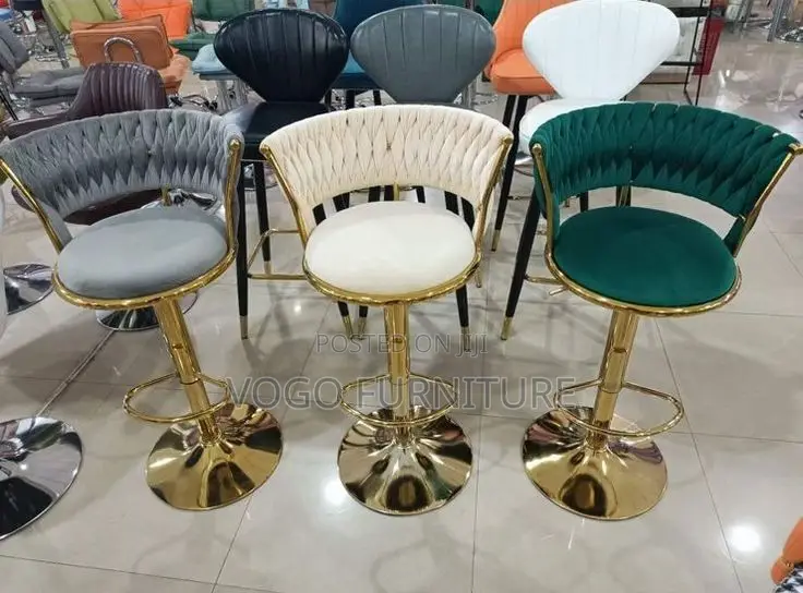 Bar Stool; 360-Degree Swivel Height Adjustable Bar Stool