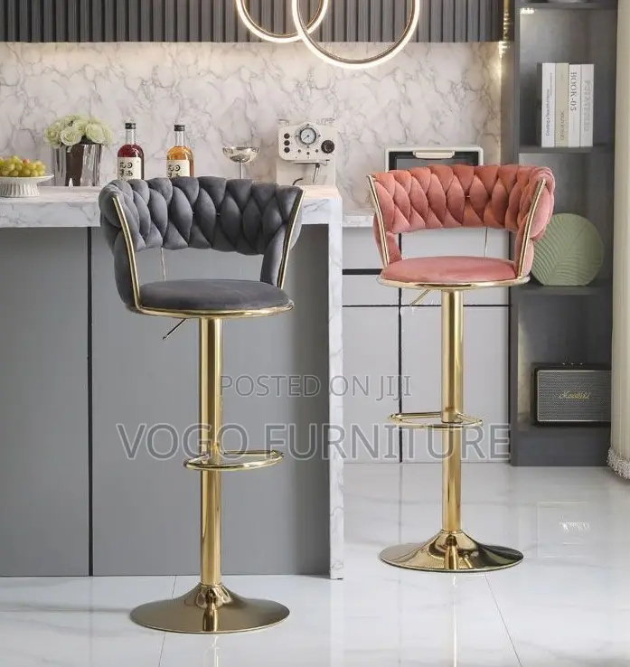 Bar Stool; 360-Degree Swivel Height Adjustable Bar Stool