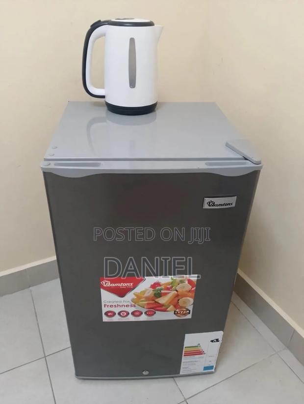 Selling a Fridge - main view
