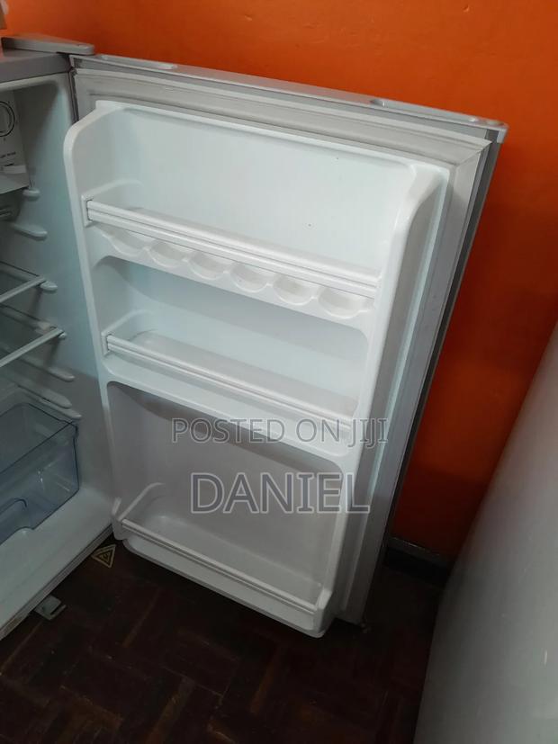 Selling a Fridge - thumbnail 3