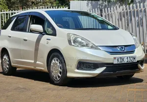 Honda Shuttle 2015 White
