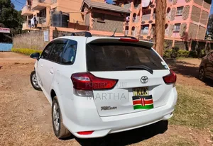 Toyota Corolla Fielder 2017 White