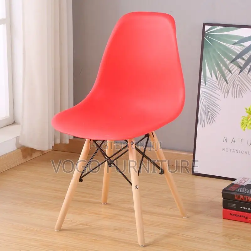 Eames Chair; Mid-Century Modern Eames Style Chair
