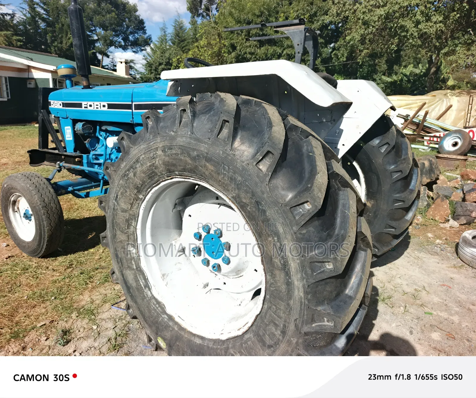 Tractor 5610 2wd Blue