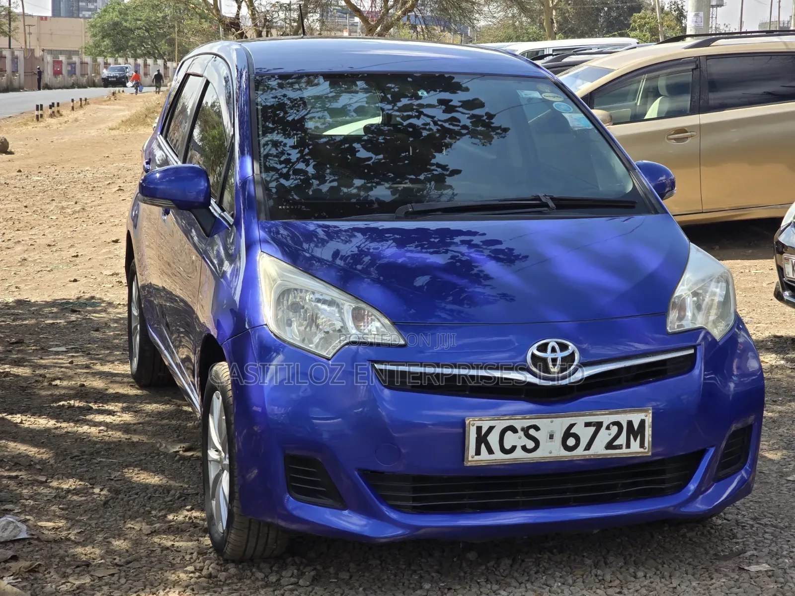 Toyota Ractis 1.5 FWD 2011 Blue