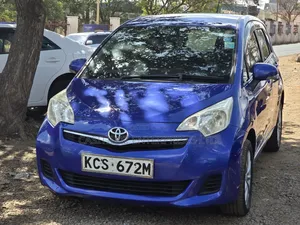 Toyota Ractis 1.5 FWD 2011 Blue