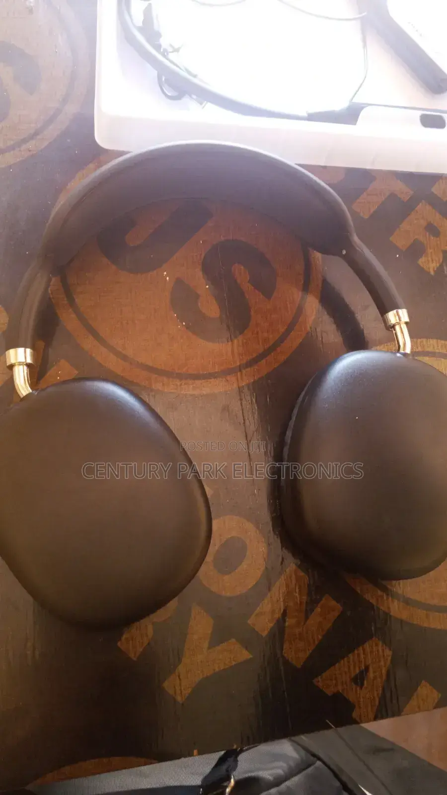 P9 Headphones