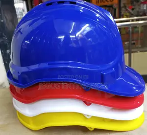 Fundi Pro Helmet