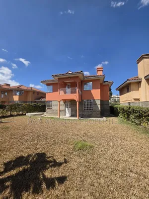 4bdrm Maisonette in Vet Plus Dsq, Ngong CBD for sale