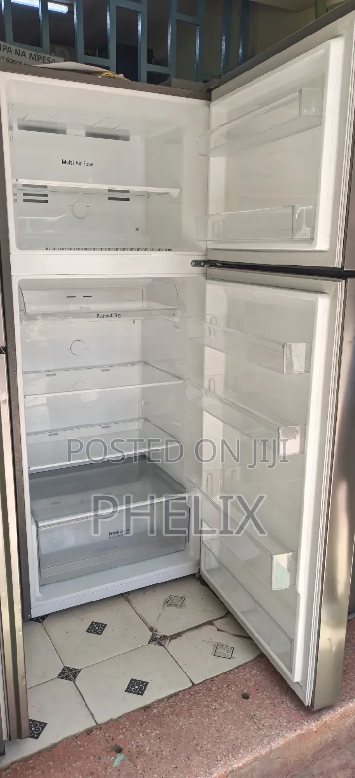 LG Refrigerator by Phelix