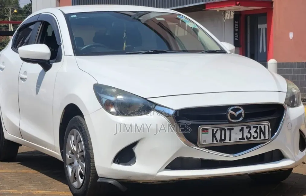 Mazda Demio 2018 White