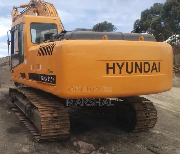 Hyundai 215 Excavator