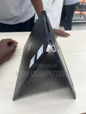 Laptop HP Spectre X360 13 32GB Intel Core Ultra 7 SSD 2T