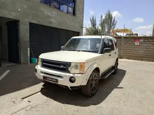 Land Rover Discovery 2009 White
