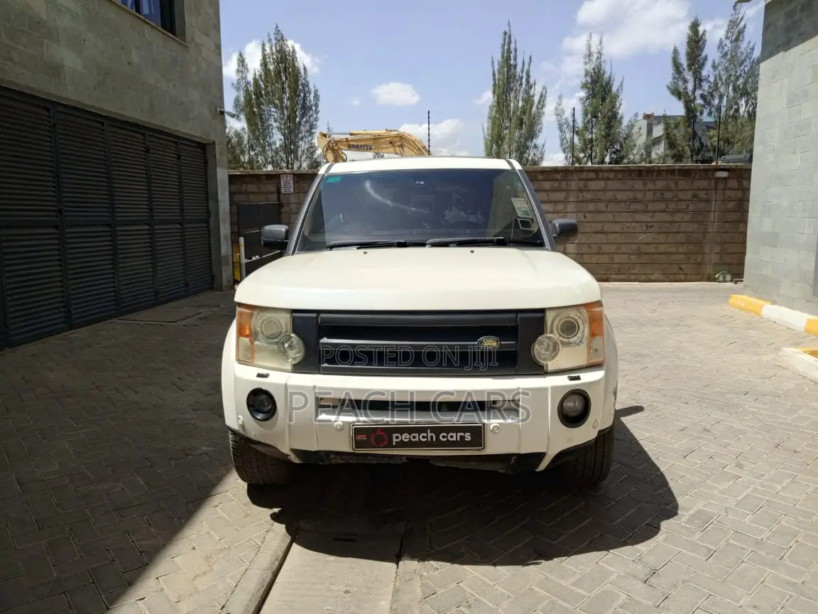 Land Rover Discovery 2009 White