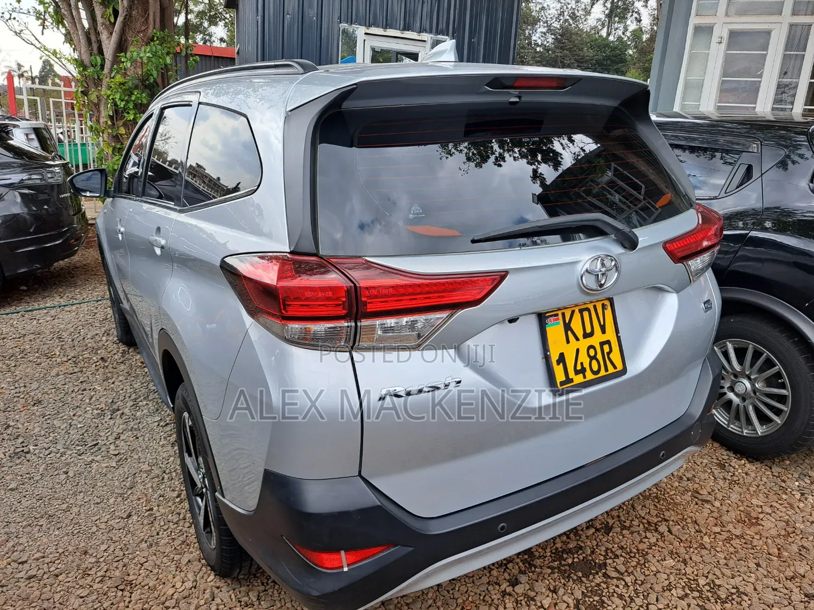 Toyota Rush 2018 Silver