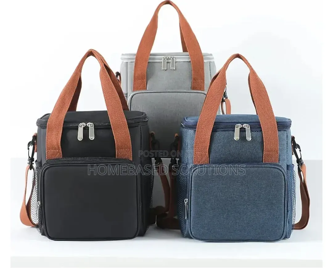 * Insulated, Waterproof Lunch Bag*