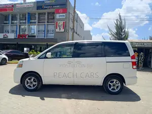 Toyota Voxy 2007 White