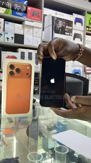 New Apple iPhone 17 Pro Max 1 TB Orange