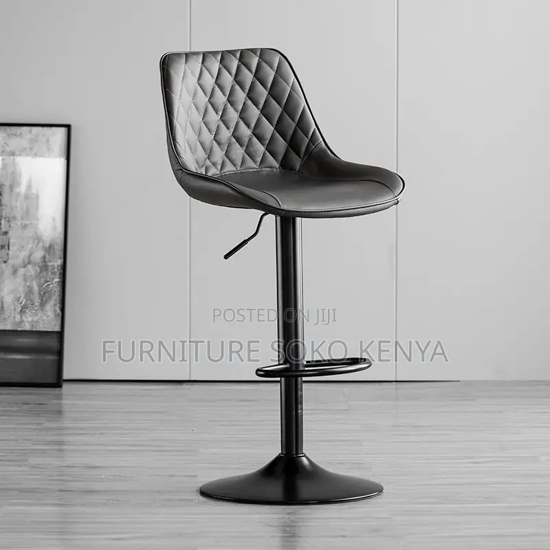 Barstool : Modern Black Diamond-Patterned Bar Stool