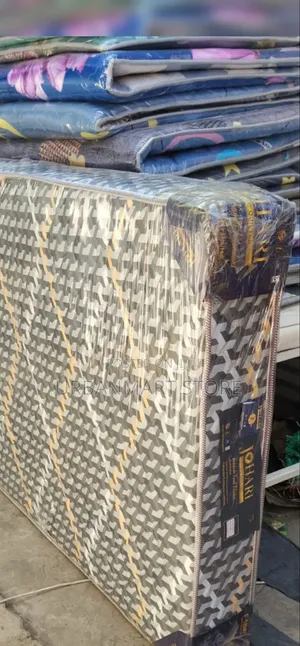 Affordable Johari Fibre Mattresses 4 by 6 , 8 Inches, Brand New