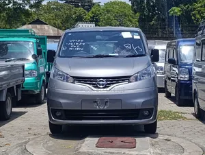 Nissan NV200 2020 Grey