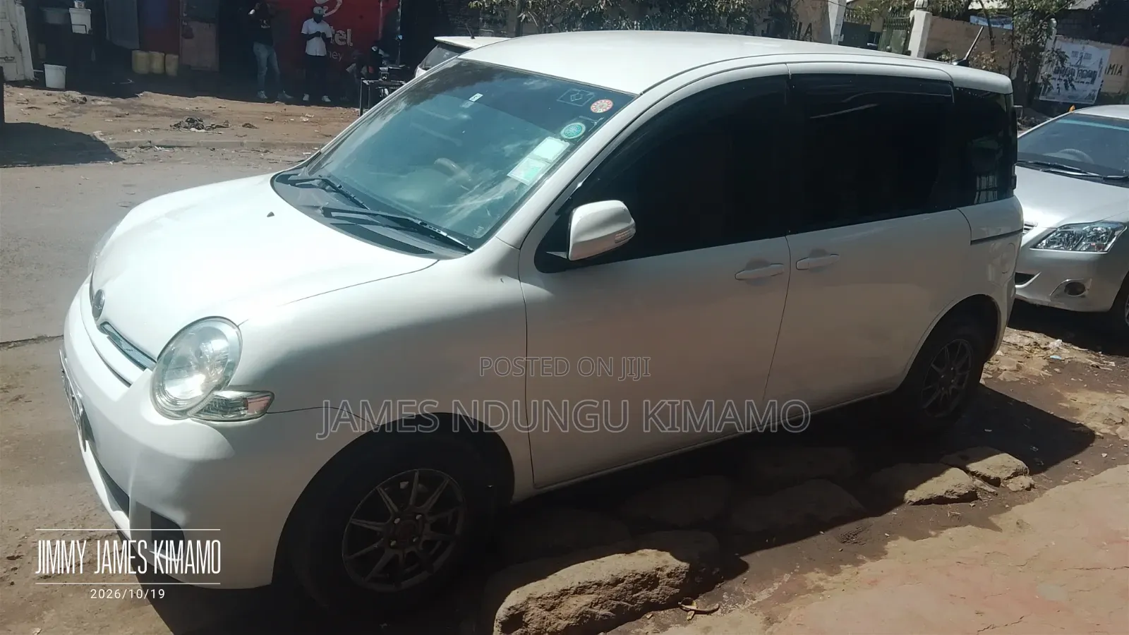 Toyota Sienta 2015 Pearl