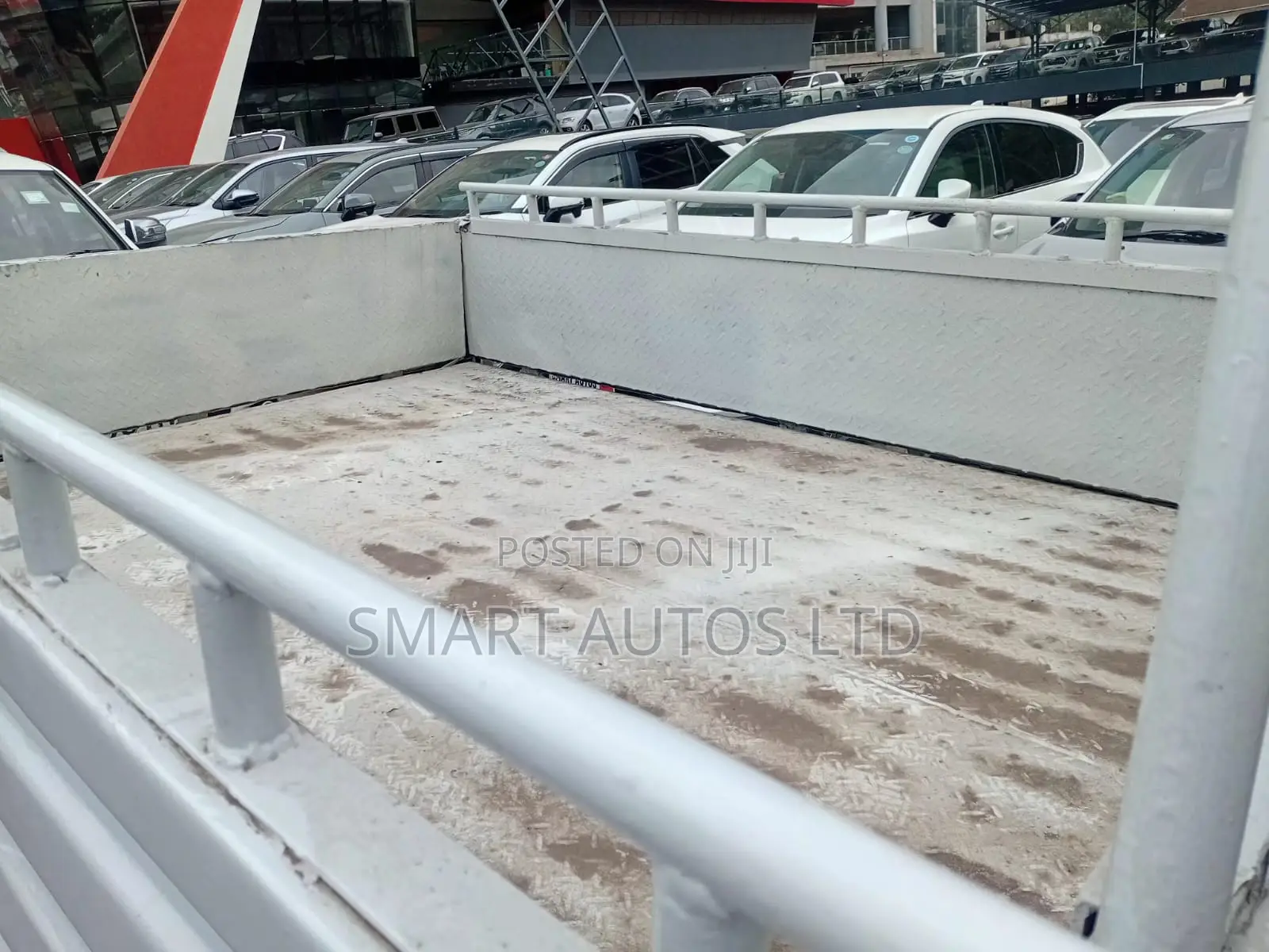 Tata 407 2009 Off white