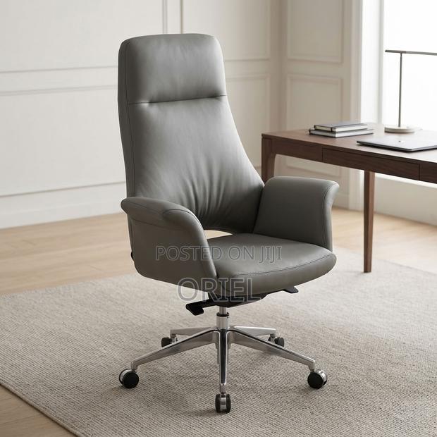 Office Chair : Gray Leather High-Back Computer Chair