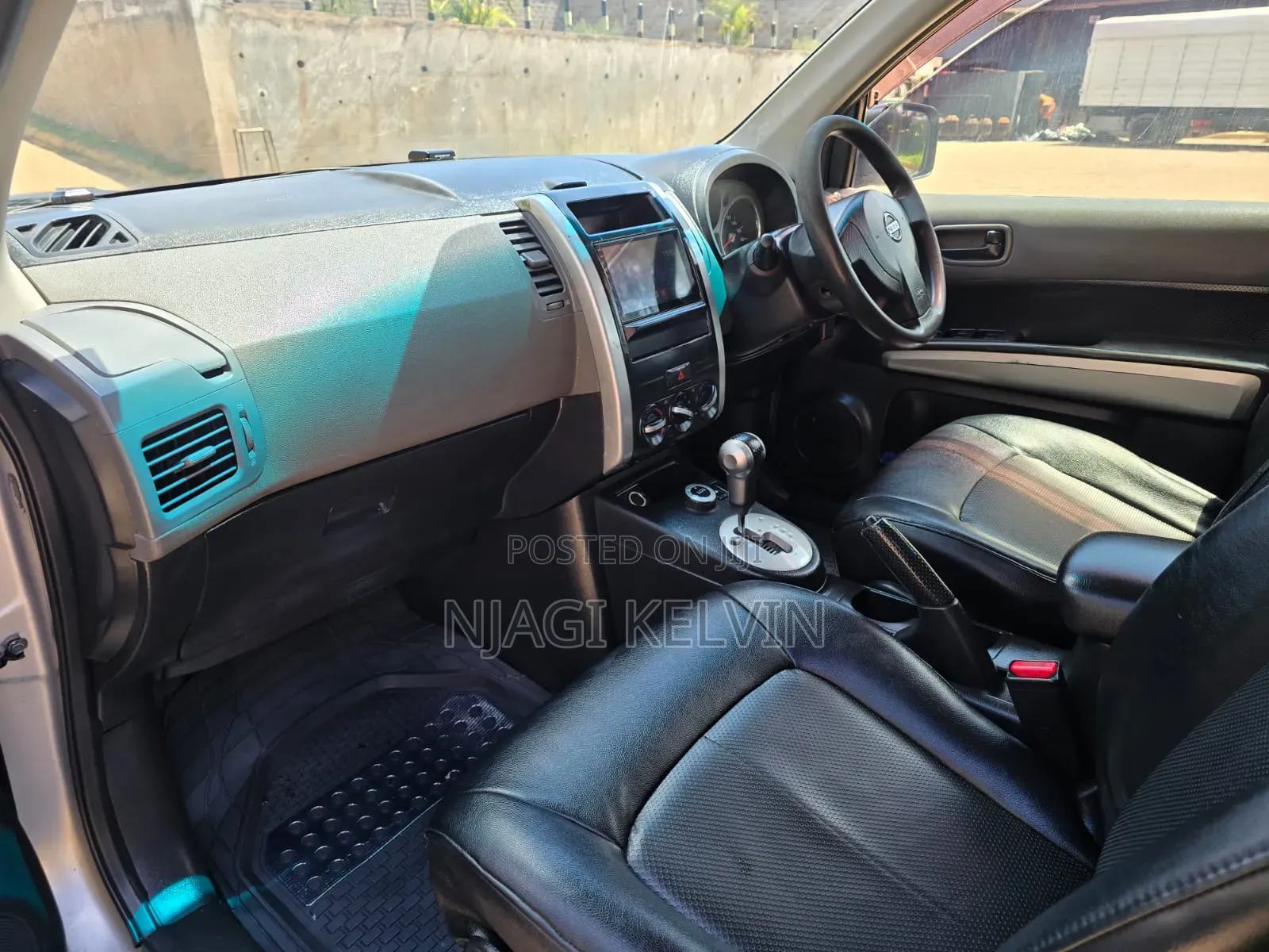 Nissan X-Trail 2.0 Automatic 2008 Silver
