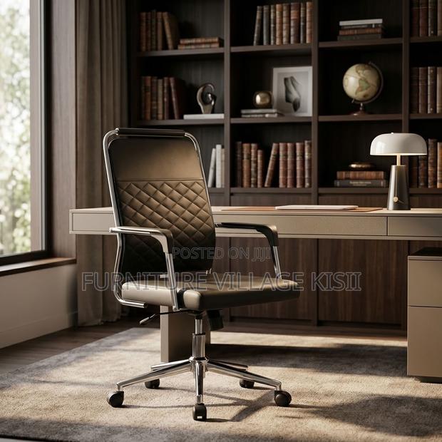 High-Back Executive Office Leather Chair - main view