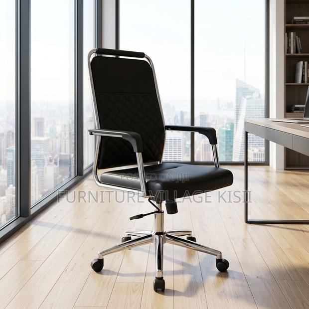 High-Back Executive Office Leather Chair - thumbnail 7