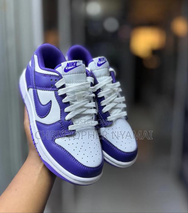 Quality Sneakers - main view