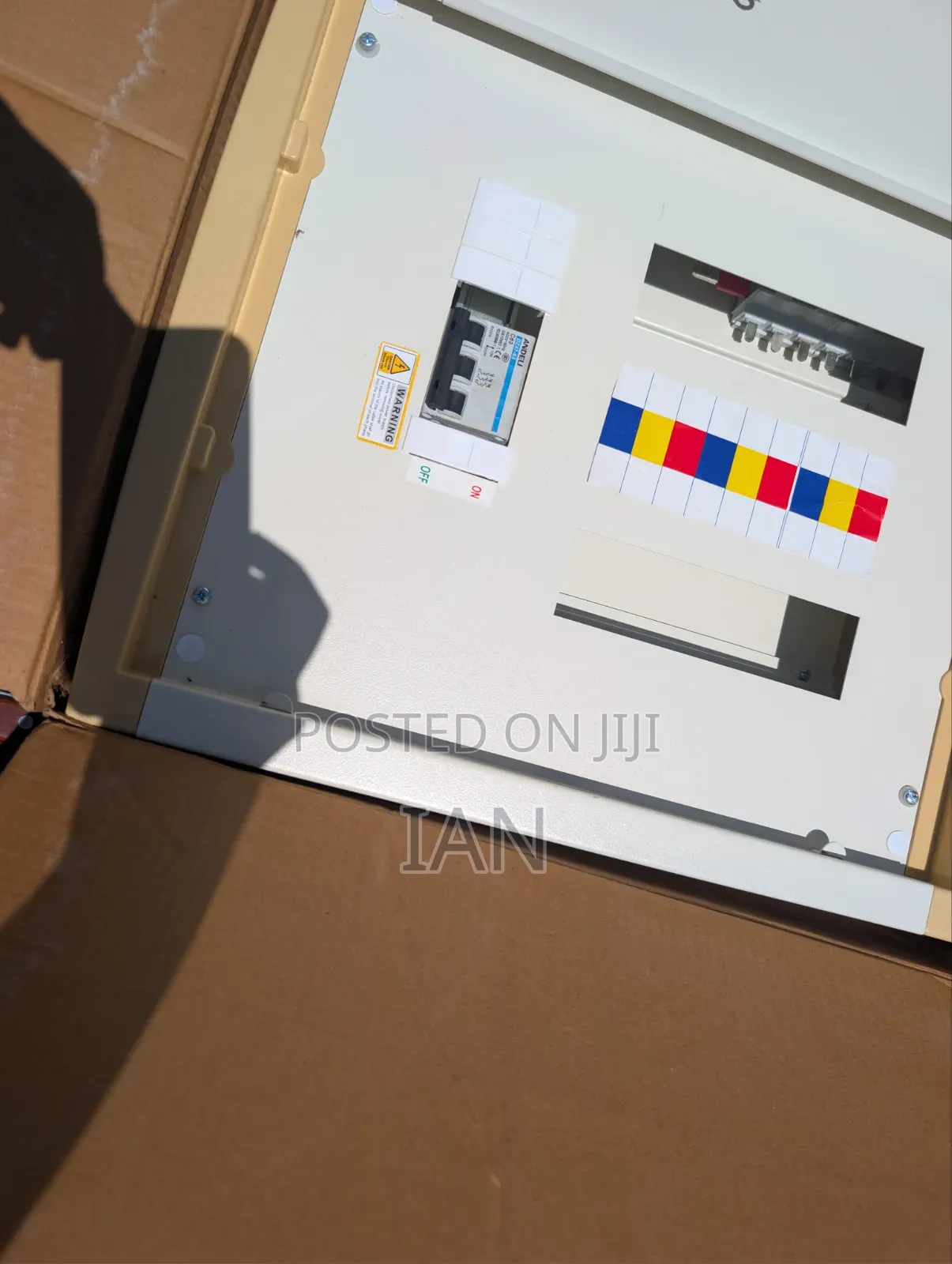 6 Way Distribution Board