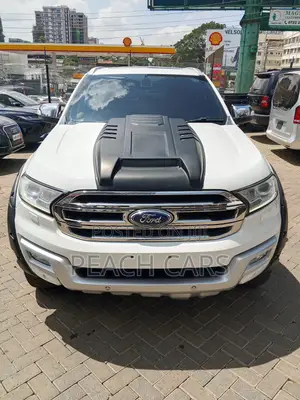 Ford Everest 2016 White