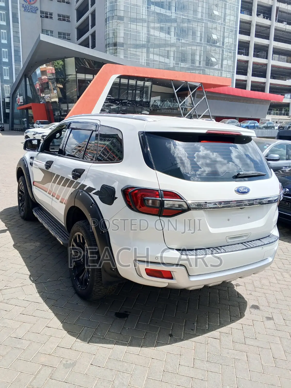 Ford Everest 2016 White
