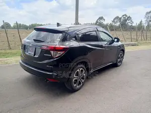 Honda Vezel 2018 Black