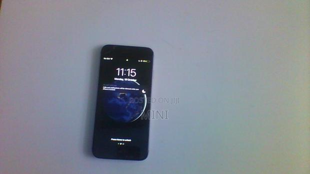 Apple iPhone 6 32 GB Gray - thumbnail 2