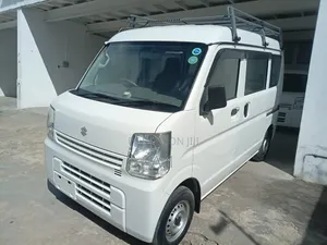 Suzuki Every 2020 White