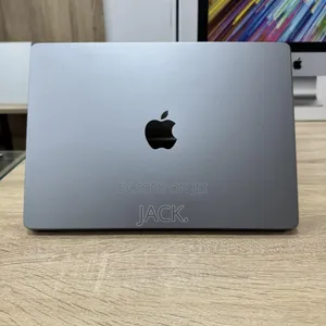 Laptop Apple MacBook Pro 2021 M1 Max 32GB Apple M1 Max SSD 2T