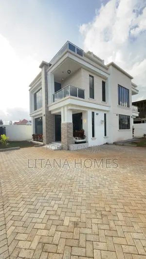 5bdrm Mansion in Kimbo for sale