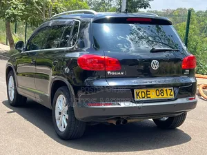 Volkswagen Tiguan R-Line 4dr SUV (2.0L 4cyl Turbo 6A) 2015 Black
